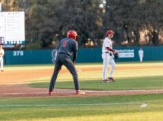 រដ្ឋ NC ទម្លាក់ការបើកស៊េរីទៅ Stanford 6-5