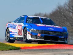 কাইল লারসন, চেজ এলিয়ট এবং রায়ান ব্লেনি NASCAR অল-স্টার রেসের সময় প্রাথমিক দুর্ঘটনায় জড়িত