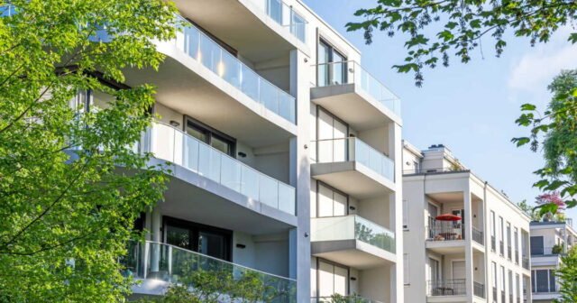 1779253300_on-a-paye-une-blinde-ils-achetent-un-2-pieces-272-000-euros-et-cumulent-les-problemes-dans-leur-loge.jpeg