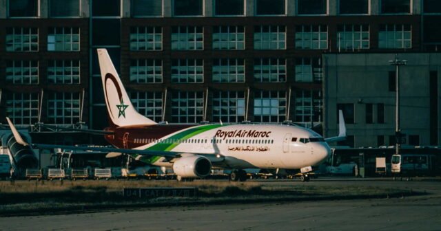 1779651295_la-compagnie-royal-air-maroc-gele-plusieurs-lignes-en-france-face-au-cout-du-carburant.jpg