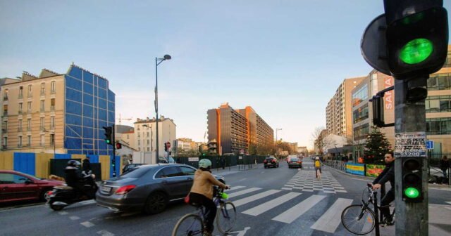 1780178442_passer-au-feu-de-signalisation-orange-peut-il-vous-valoir-une-contravention.jpg
