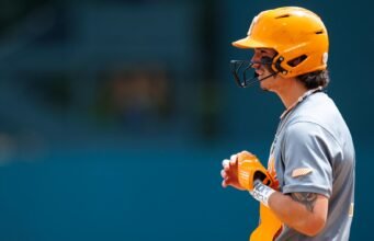 Vols 20/23 সিজন VCU-এর কাছে 5-4 হারে শেষ হয়
