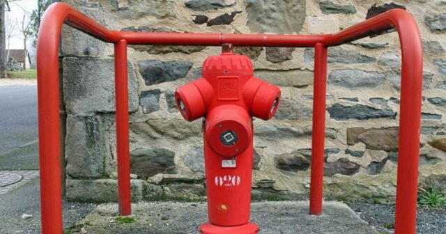 1780193936_canicule-quelle-amende-risquez-vous-de-recevoir-si-vos-enfants-ouvrent-une-bouche-a-incendie-pour-se.jpeg