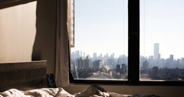 1780201002_hotellerie-les-femmes-de-menage-des-hotels-de-luxe-de-new-york-bientot-payees-100-000-dollars-de-sal.jpeg