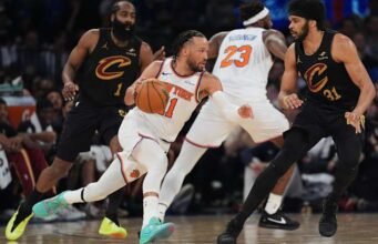 Jalen Brunson নিক্সকে 4-এ 22-এ নামিয়ে এনেছেন গেম 1-এ অতিরিক্ত সময়ে Cavs-এর বিরুদ্ধে 115-104 জয়ের জন্য
