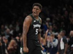 Anthony Edwards ធ្វើឱ្យ Timberwolves ចាប់អារម្មណ៍ជាមួយនឹងការសម្តែង ទោះបីជាមានបញ្ហាជង្គង់ថ្មីៗនេះក៏ដោយ។