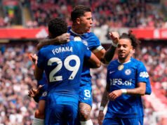 Boos នៅ Liverpool ខណៈដែលម្ចាស់ជើងឯក Premier League ទម្លាក់ពិន្ទុបន្ថែមទៀត។