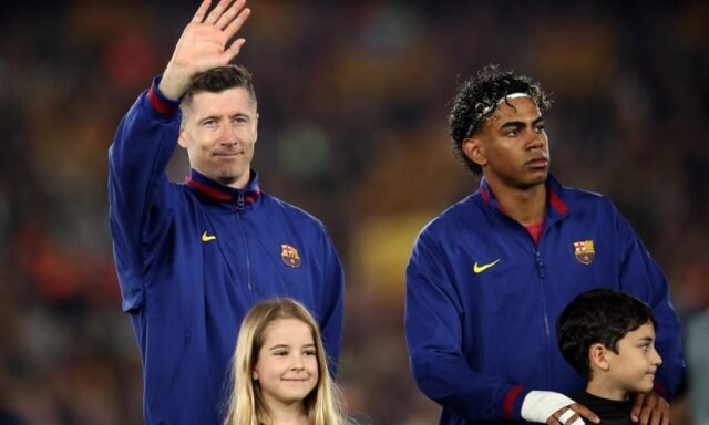 fc-barcelona-v-atletico-de-madrid-uefa-champions-league-2025-26-quarter-final-first-leg-23-1000x600.jpeg