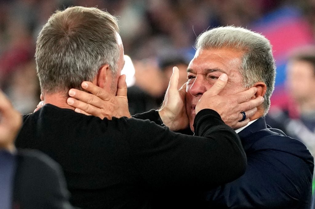 Hansi Flick និង Joan Laporta របស់ FC Barcelona