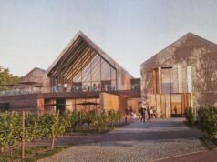 কায়সারবার্গ দ্রাক্ষাক্ষেত্র। Cité des vins d’Alsace প্রকল্পটি আপস করা হয়েছে কারণ মেয়র বিল্ডিং পারমিটে স্বাক্ষর করতে অস্বীকার করেছেন