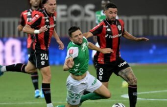কিভাবে ASSE নিসের বিপক্ষে লিগ 1-এ ফিরে যাওয়ার চেষ্টায় ব্যর্থ হয়েছিল
