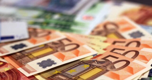 1780748257_pres-d-un-million-de-salaries-vont-toucher-une-prime-de-vacances-cet-ete-etes-vous-concerne.jpg