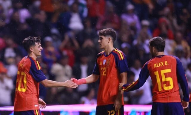 1781533372_peru-v-spain-international-friendly-7-1000x600.jpg