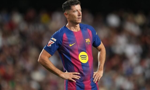 1781552448_valencia-cf-v-fc-barcelona-laliga-ea-sports-1-1000x600.jpg