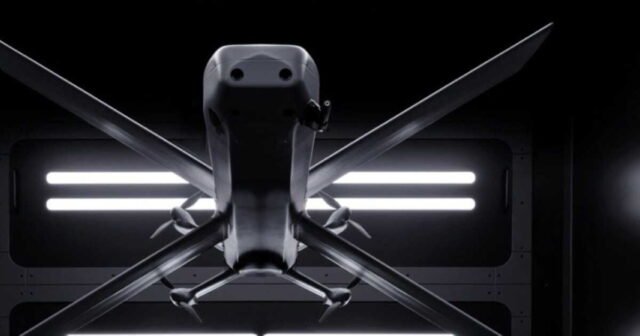 1781593475_220-km-h-100-km-de-portee-pistage-de-cibles-sous-brouillage-le-drone-europeen-helsing-hx-2-impressio.jpeg