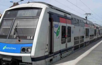 RER: ভুল পথে ভাঙা এস্কেলেটর নেওয়ার পরে তিনি 200 ইউরো জরিমানা পান