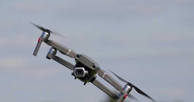 1782238490_la-dga-commande-5-000-drones-du-combattant-delco-a-une-entreprise-francaise-soutenue-par-dassault-av.jpeg
