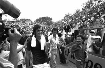 আদ্রিয়ানো পানাট্টা 50 বছর ধরে অপেক্ষা করছেন একজন ইতালীয় রোল্যান্ড-গারোস খেতাবের সাথে তার সাথে মিলিত হওয়ার জন্য।