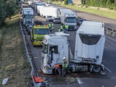 ড্রোম। A7 এ দর্শনীয় দুর্ঘটনা: একটি ভারী পণ্যবাহী যান এবং একটি ভ্যানের মধ্যে সংঘর্ষে তিনজন আহত