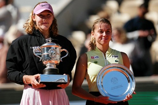 tennis_f98a0a.jpg