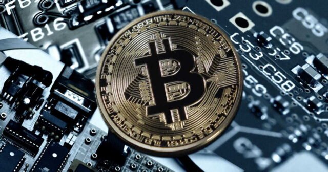 1783757334_carrefour-on-peut-acheter-des-bitcoins-cryptonow-au-supermarche-avec-une-carte-cadeau.jpg