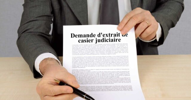 1784841656_cette-amende-que-vous-pensiez-oubliee-peut-desormais-vous-couter-un-emploi-ce-que-change-la-loi-ripo.jpeg