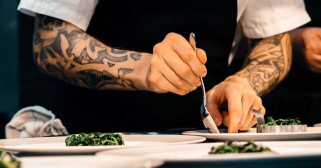 1784872166_300-000-dollars-par-an-pour-cuisiner-chez-un-particulier-ces-chefs-etoiles-qui-quittent-leur-restaur.jpeg