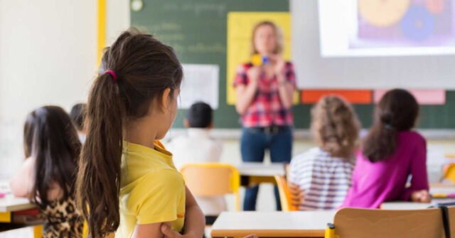 1784907031_le-calendrier-scolaire-2027-2028-est-publie-voici-les-ponts-a-bloquer-des-maintenant.jpg