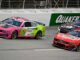 আটলান্টায় NASCAR কাপ সিরিজ রেস আবহাওয়া 3 ঘন্টারও বেশি বিলম্বের পরে পুনরায় শুরু হয়েছে