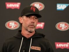 49ers কোচ কাইল শানাহান গাড়ি দুর্ঘটনায় আহত, প্রশিক্ষণ ক্যাম্প উদ্বোধনের মধ্যে সীমাবদ্ধ