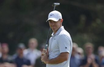 Rory McIlroy দ্বিতীয় রাউন্ড 67 এর পর ব্রিটিশ ওপেনে সপ্তাহান্তে উপস্থিত থাকবেন বলে আশা করা হচ্ছে