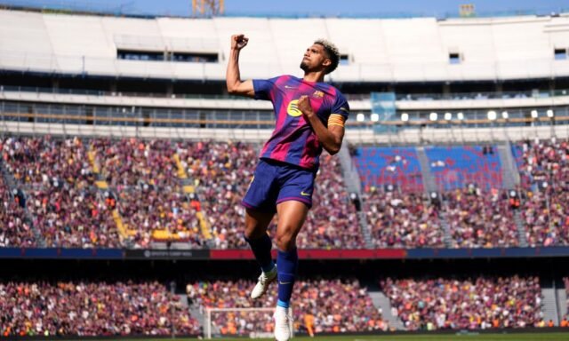 fc-barcelona-v-rayo-vallecano-de-madrid-laliga-ea-sports-2-1000x600.jpg