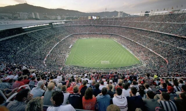 general-view-1999-uefa-champions-league-final-manchester-united-v-bayern-munich-nou-camp-1000x600.jp_.jpeg