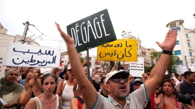 https3A2F2Fs.france24.com2Fmedia2Fdisplay2Fa6a3a1d6-88bc-11f1-b87e-005056bf30b72Fw3A12802Fp.jpeg
