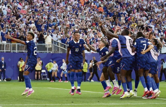 p14-football_LUN.jpg
