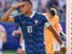 2026 বিশ্বকাপ লাইভ। একটি উত্তেজনাপূর্ণ ম্যাচে ব্লুজ এবং আলবিররোজার মধ্যে উত্তেজনা ছড়িয়ে পড়ে: প্যারাগুয়ের 16 রাউন্ড অনুসরণ করুন