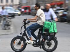 Uber Eats এবং Deliveroo রেড অ্যালার্ট বিভাগে বিকেলে ডেলিভারি স্থগিত করবে