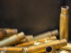 ব্যবসা. একটি যুদ্ধাস্ত্র কারখানা ড্রোমে দিনের আলো দেখতে পাবে, একটি আইসেরে স্টার্ট-আপ হাইলাইট করা হয়েছে…: সংক্ষিপ্ত সংবাদ